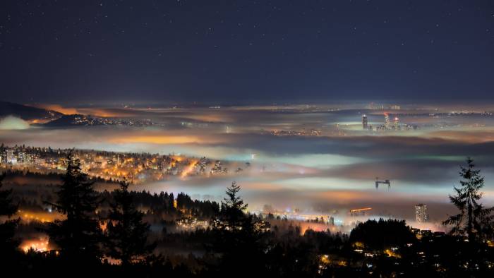 Where is the default wallpaper folder?